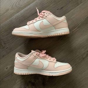 Nike dunk low "orange pearl” 8.5 women’s shoe